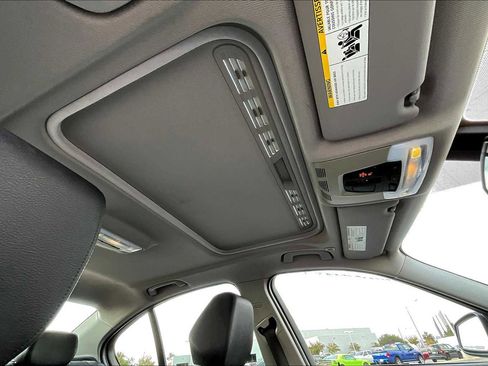 Used 2013 BMW 320i Sedan image 13
