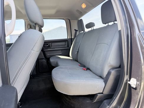 Used 2015 RAM 1500 Express AWD/4WD image 12