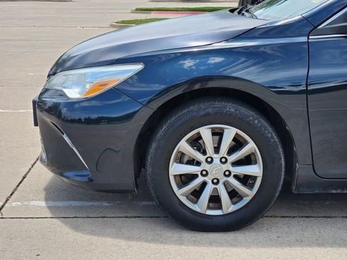 Used 2015 Toyota Camry LE FWD image 8