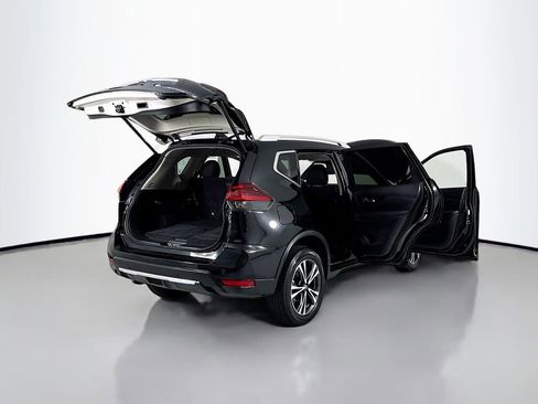Used 2020 Nissan Rogue SV w/ Premium Package image 25