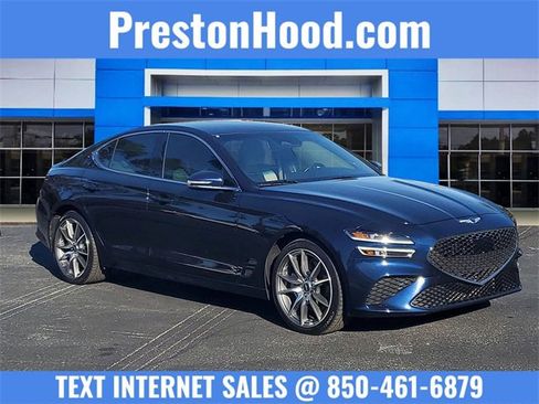 Used 2022 Genesis G70 3.3T image 1