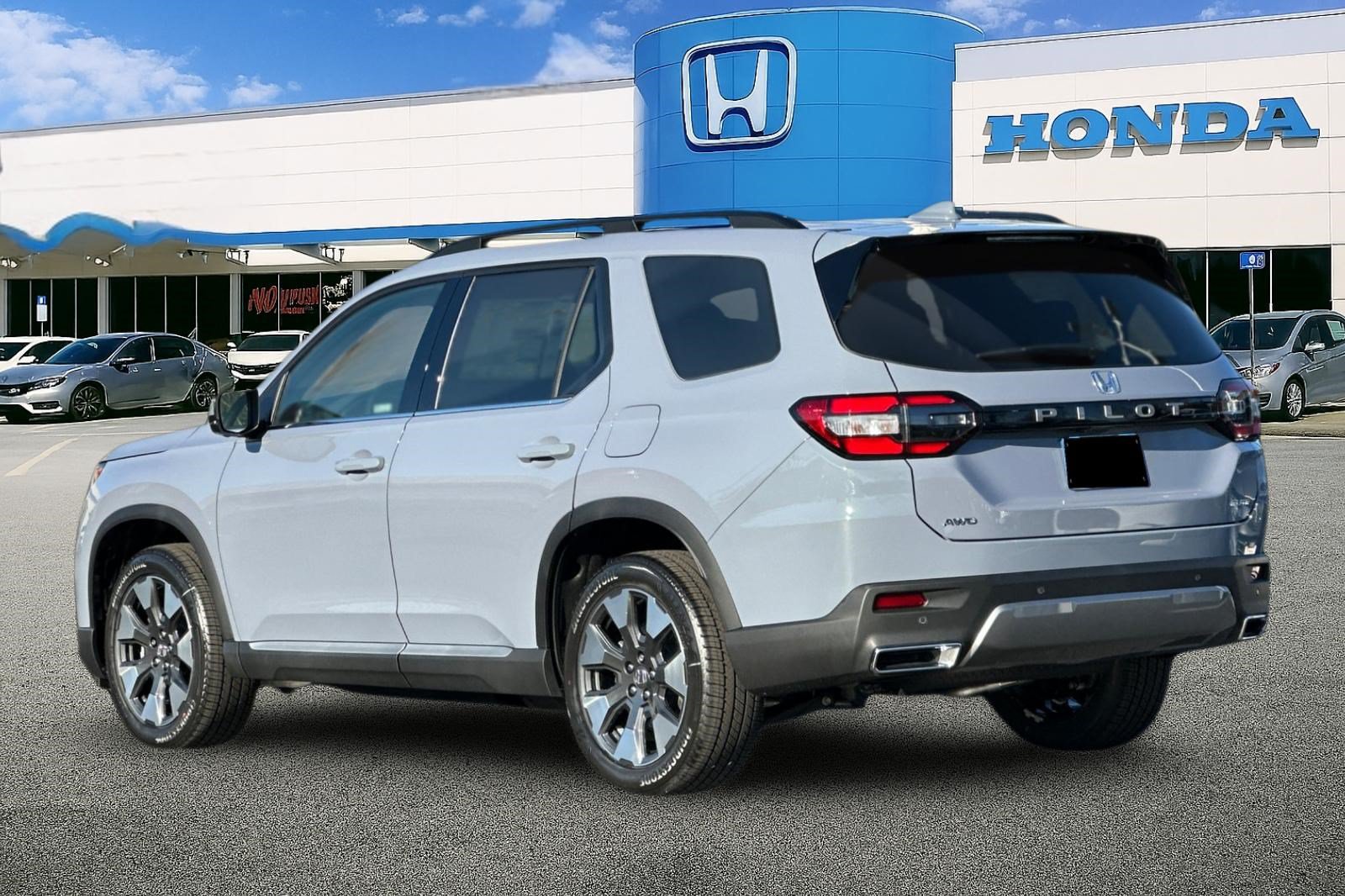 New 2026 Honda Pilot Elite image 3