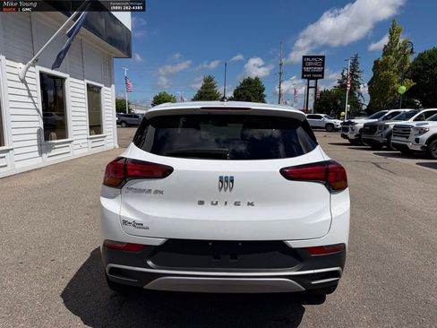 Certified 2024 Buick Encore GX Preferred FWD image 6