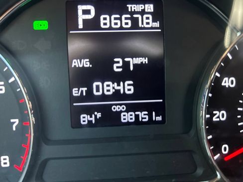 Used 2018 Kia Forte LX FWD image 7