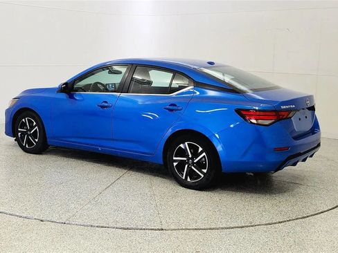 Used 2024 Nissan Sentra SV FWD image 5