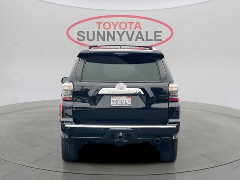 Used 2024 Toyota 4Runner Limited image 9