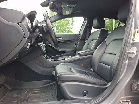 Used 2016 Mercedes-Benz GLA 250 4MATIC image 13