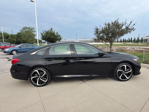Used 2022 Honda Accord Sport image 21
