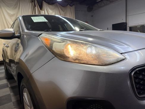 Used 2019 Kia Sportage LX FWD image 6