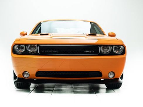 Used 2012 Dodge Challenger SRT8 RWD image 6