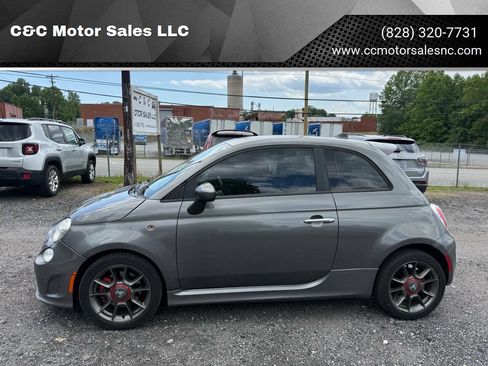 Used 2013 FIAT 500 Abarth w/ Beats Audio Pkg FWD image 1