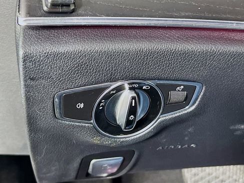 Used 2020 Mercedes-Benz E 350 Sedan image 10