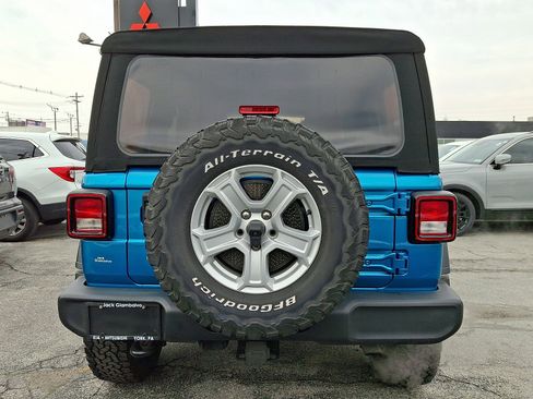 Used 2019 Jeep Wrangler Unlimited Sport S image 5