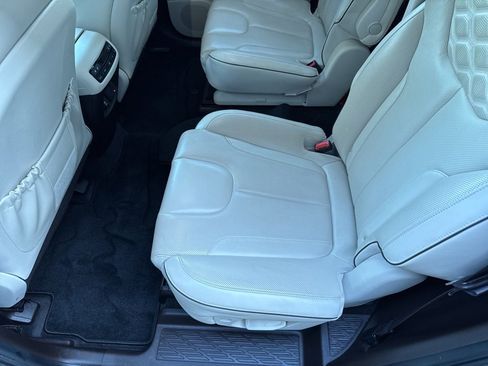 Used 2021 Hyundai Palisade Calligraphy image 12