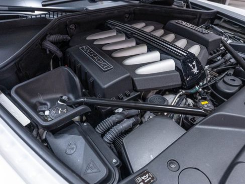 Used 2017 Rolls-Royce Dawn RWD image 54
