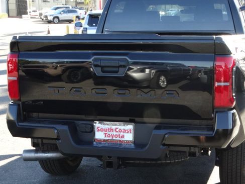 New 2026 Toyota Tacoma 4x4 Double Cab image 7