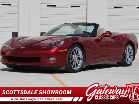 Used 2006 Chevrolet Corvette Convertible w/ Preferred Equipment Group image 1