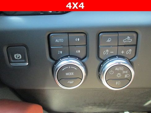 Certified 2024 GMC Sierra 3500 Denali Ultimate image 31