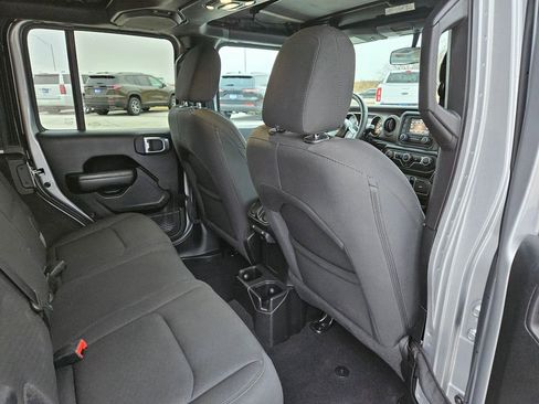 Used 2020 Jeep Wrangler Unlimited Sport S image 30