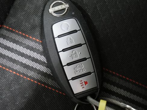 Used 2024 Nissan Altima 2.5 SR FWD image 24