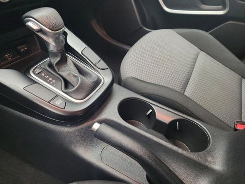 Used 2020 Kia Soul LX FWD image 26