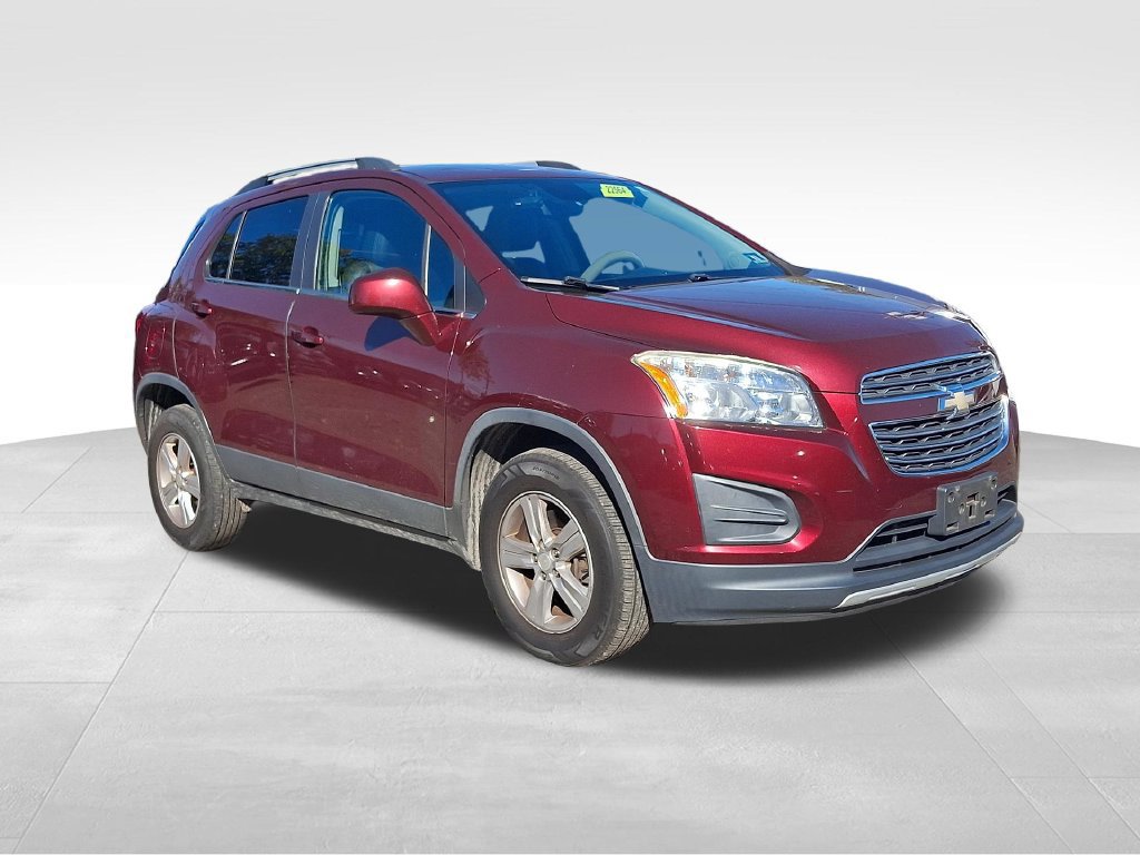 Used 2016 Chevrolet Trax LT w/ LT Convenience Package AWD/4WD image 1