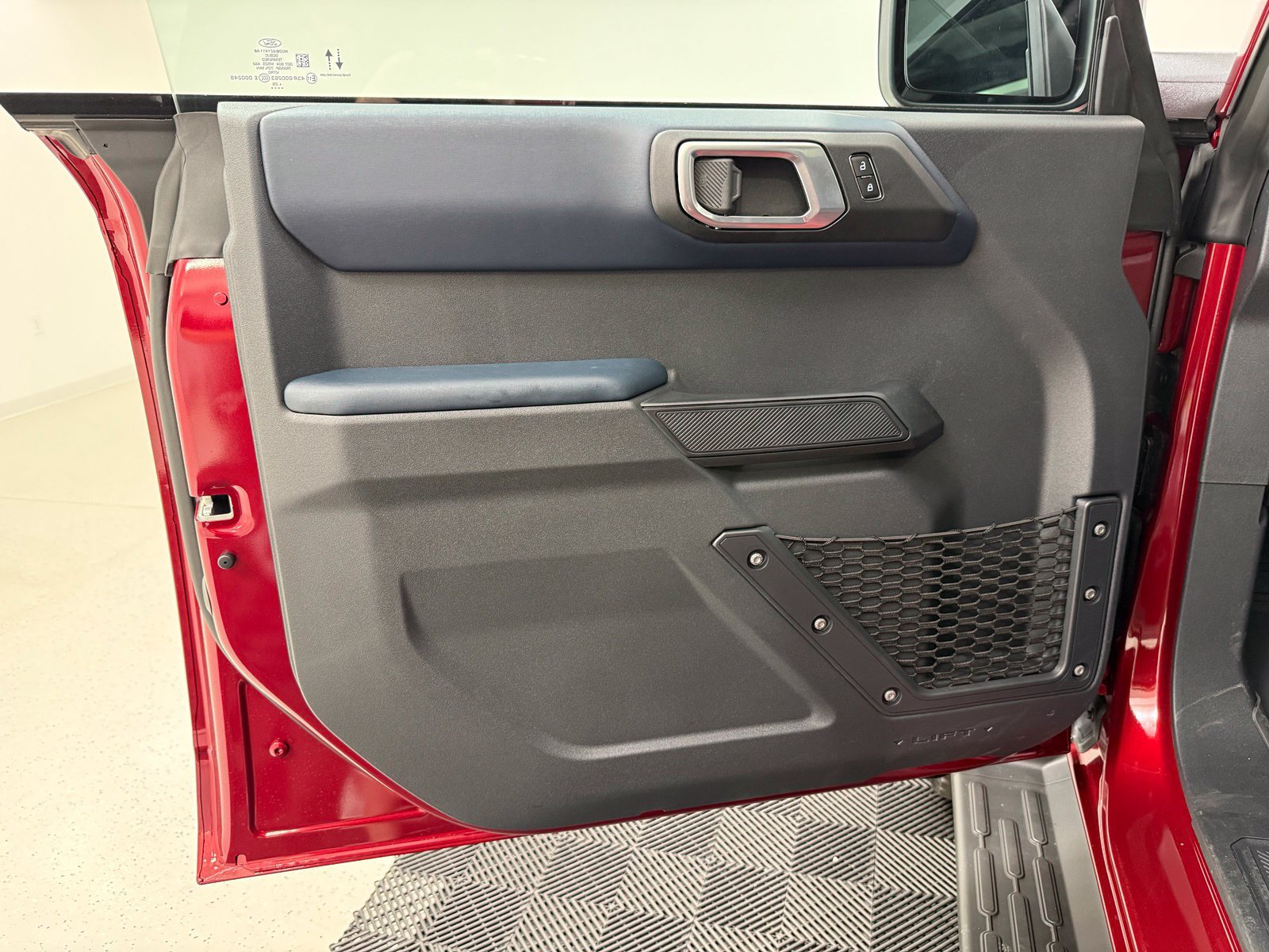 New 2026 Ford Bronco Heritage Edition AWD/4WD image 10