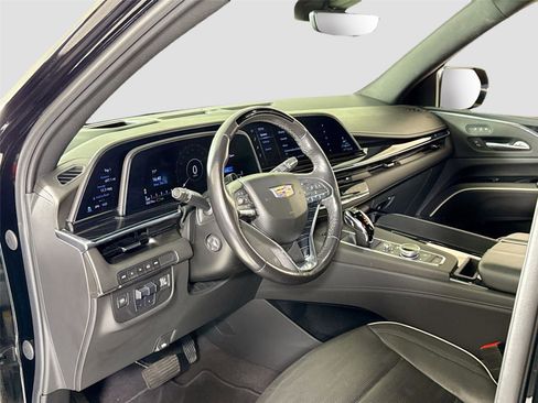 Used 2023 Cadillac Escalade Sport image 13