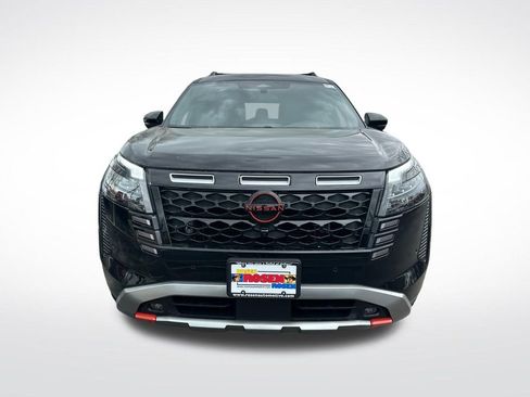 New 2026 Nissan Pathfinder Rock Creek w/ Rock Creek Premium Package AWD/4WD image 8