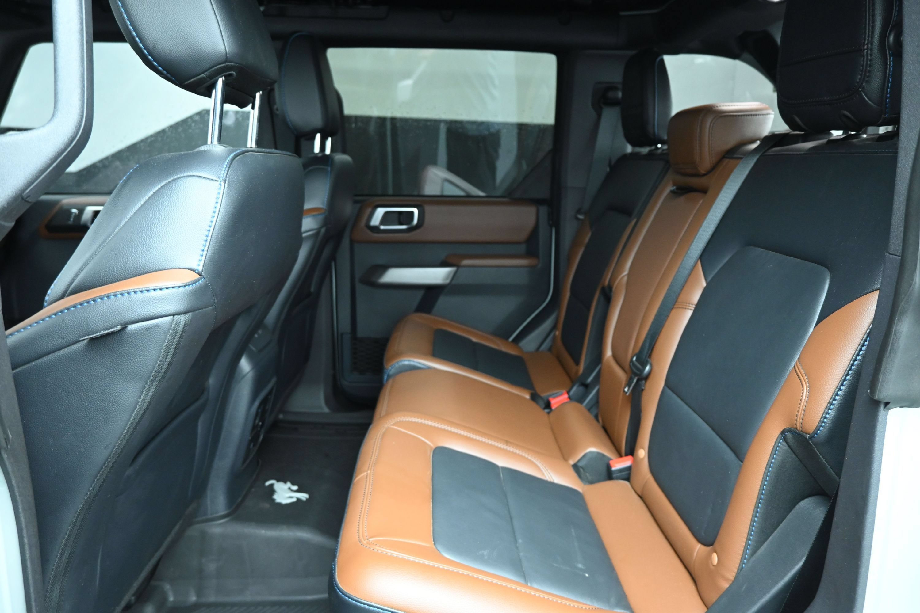 Used 2023 Ford Bronco Outer Banks AWD/4WD image 17