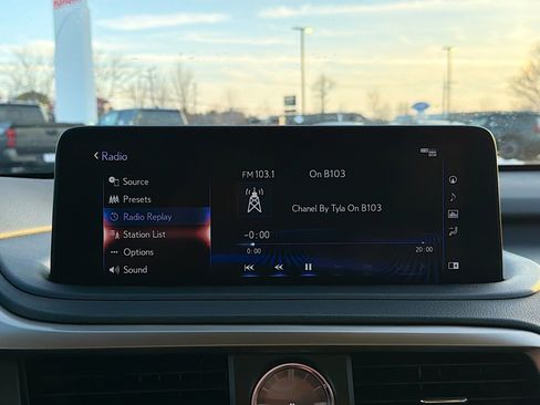 Used 2021 Lexus RX 350 350 AWD w/ Premium Package image 10