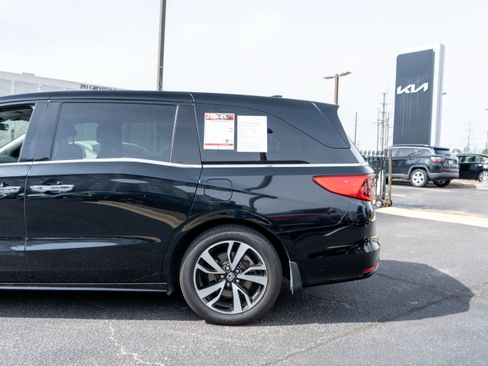 Used 2018 Honda Odyssey Elite image 5