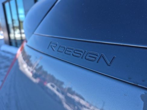 Used 2020 Volvo XC40 T5 R-Design image 10