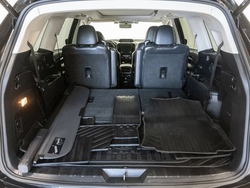 Used 2022 Subaru Ascent Touring AWD/4WD image 38