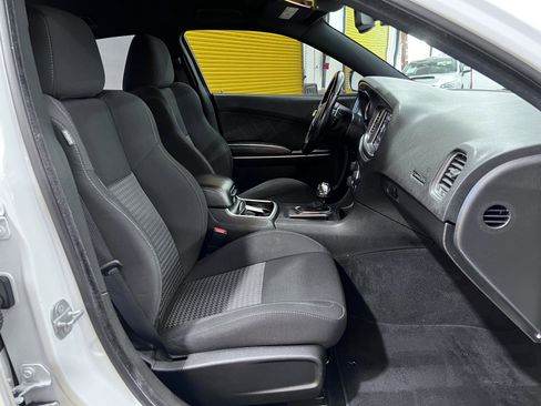 Used 2019 Dodge Charger GT image 17