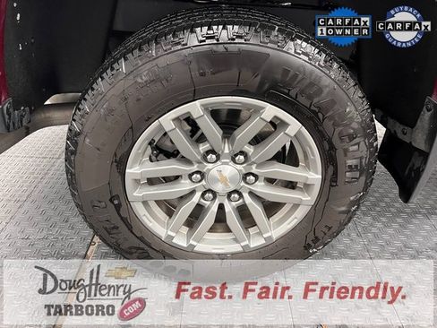 Used 2024 Chevrolet Colorado LT w/ LT Convenience Package II image 17