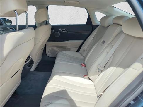 Used 2023 Genesis G80 2.5T w/ Advanced Package image 13