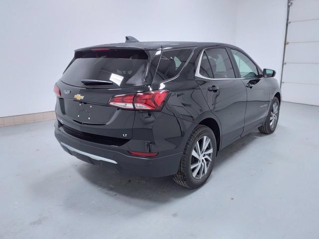 Used 2024 Chevrolet Equinox LT FWD image 3