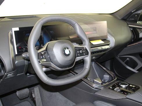 New 2026 BMW X3 xDrive30 w/ Premium Package image 3