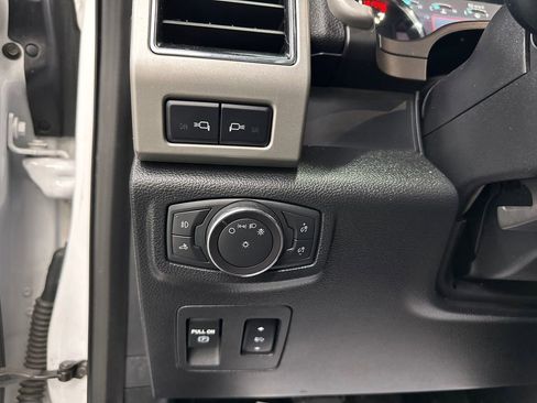 Used 2019 Ford F150 Lariat AWD/4WD image 31