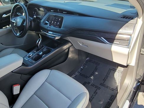 Certified 2023 Cadillac XT4 Premium Luxury image 27