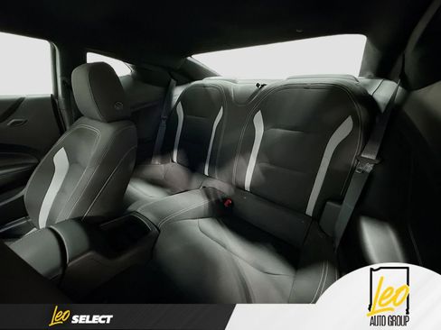 Used 2021 Chevrolet Camaro LT w/ RS Package image 23