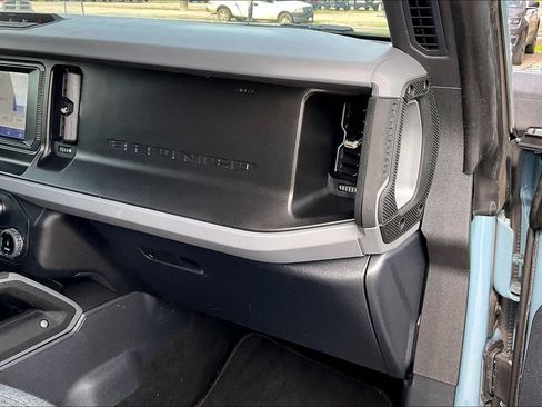 Used 2022 Ford Bronco Big Bend w/ Sasquatch Package AWD/4WD image 23