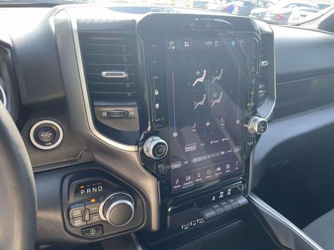 Used 2025 RAM 1500 Big Horn AWD/4WD image 23