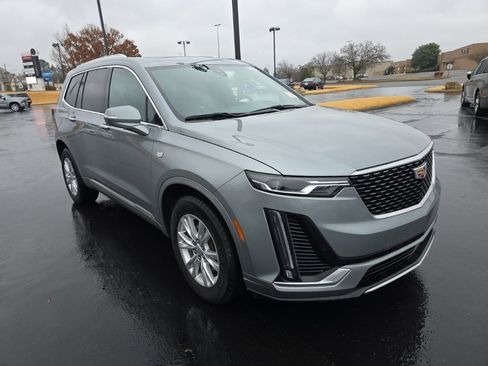 Used 2024 Cadillac XT6 Luxury w/ LPO, Floor Liner Package image 7