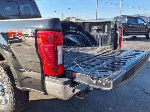 Used 2022 Ford F250 Lariat w/ Lariat Ultimate Package image 19