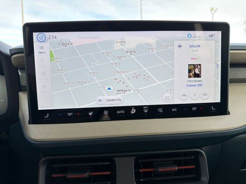 Used 2025 Ford Maverick Lariat w/ 4K Tow Package image 24