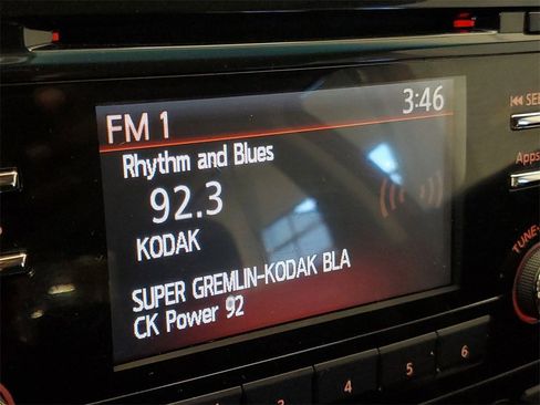 Used 2014 Nissan Altima 2.5 SV image 19