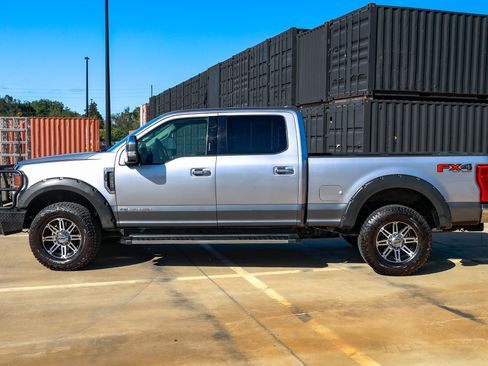 Used 2021 Ford F350 Lariat w/ Lariat Ultimate Package image 8