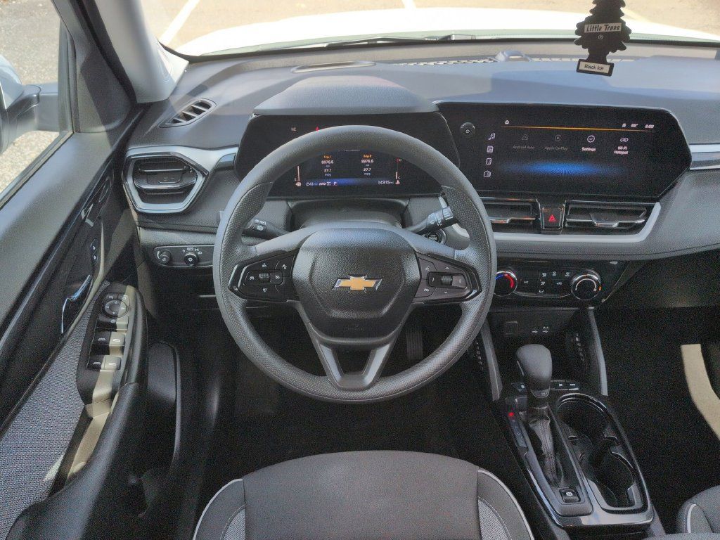 Certified 2024 Chevrolet TrailBlazer LT AWD/4WD image 13